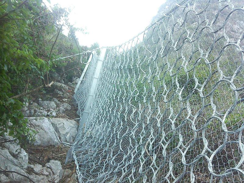 被動防護系統